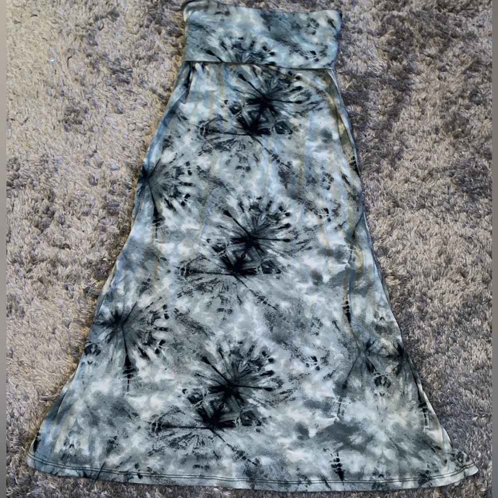 Lily Rose Women’s (S) Grey/Black Tie-Dye Hippie Maxi Skirt